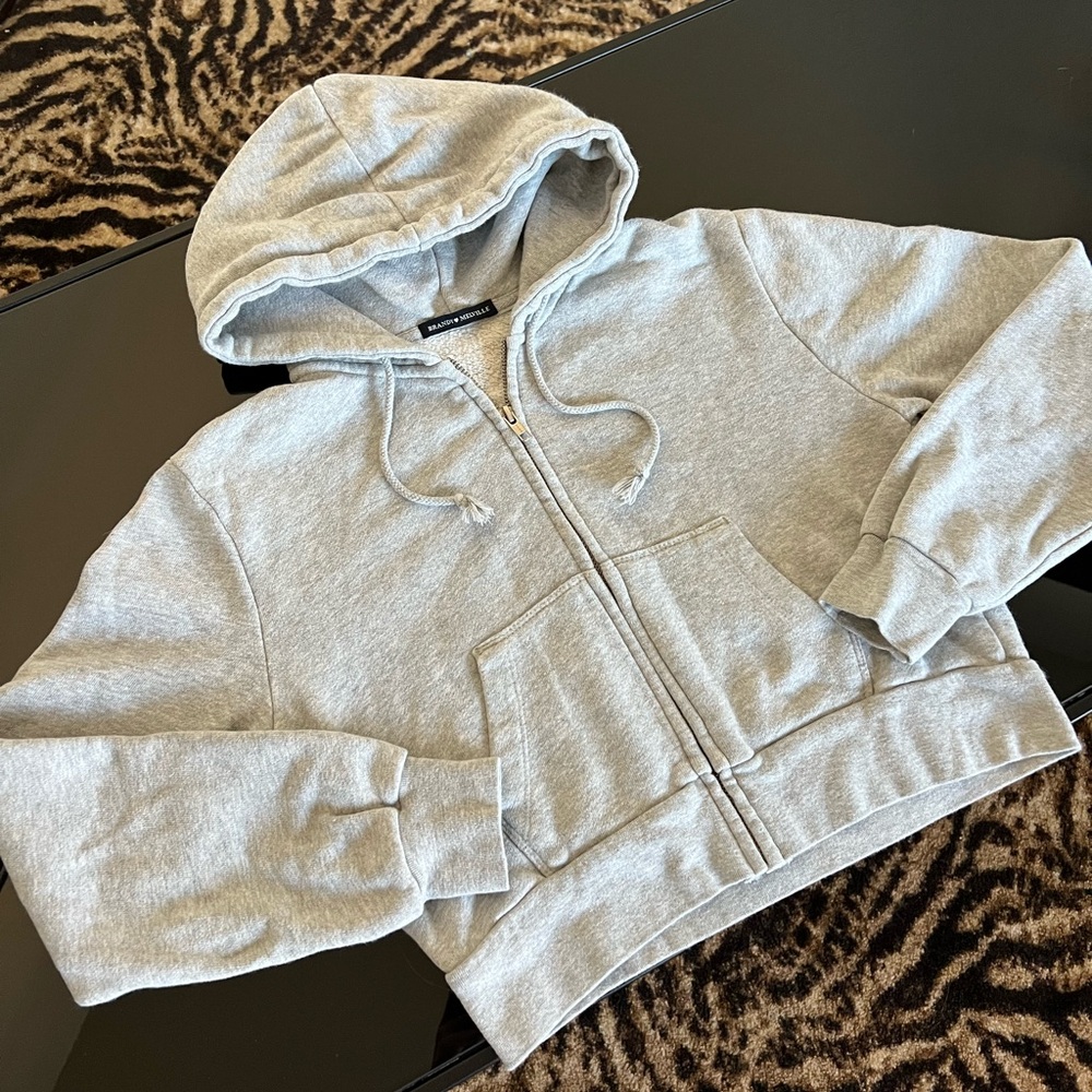 brandy melville cropped zip up